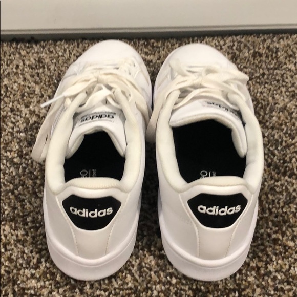 Nearly new all white adidas - Picture 2 of 5